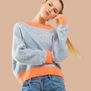 Übergroßer hellblau/oranger Strickpullover